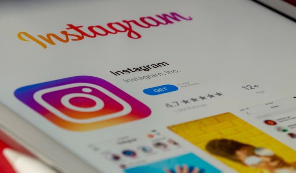 Як Instagram впливає на культуру та суспільство